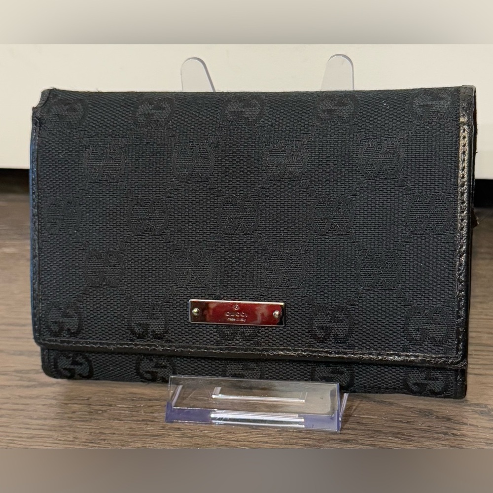 Gucci Black Signature Canvas Compact Wallet. EUC